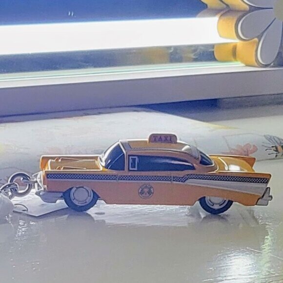 Coach Large New York Taxi Bag Charm - Picture 4 of 10